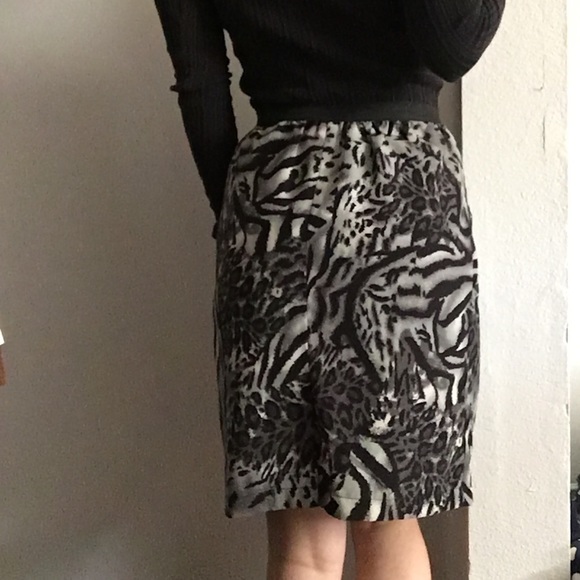 Animal Print Skirt - Picture 5 of 6